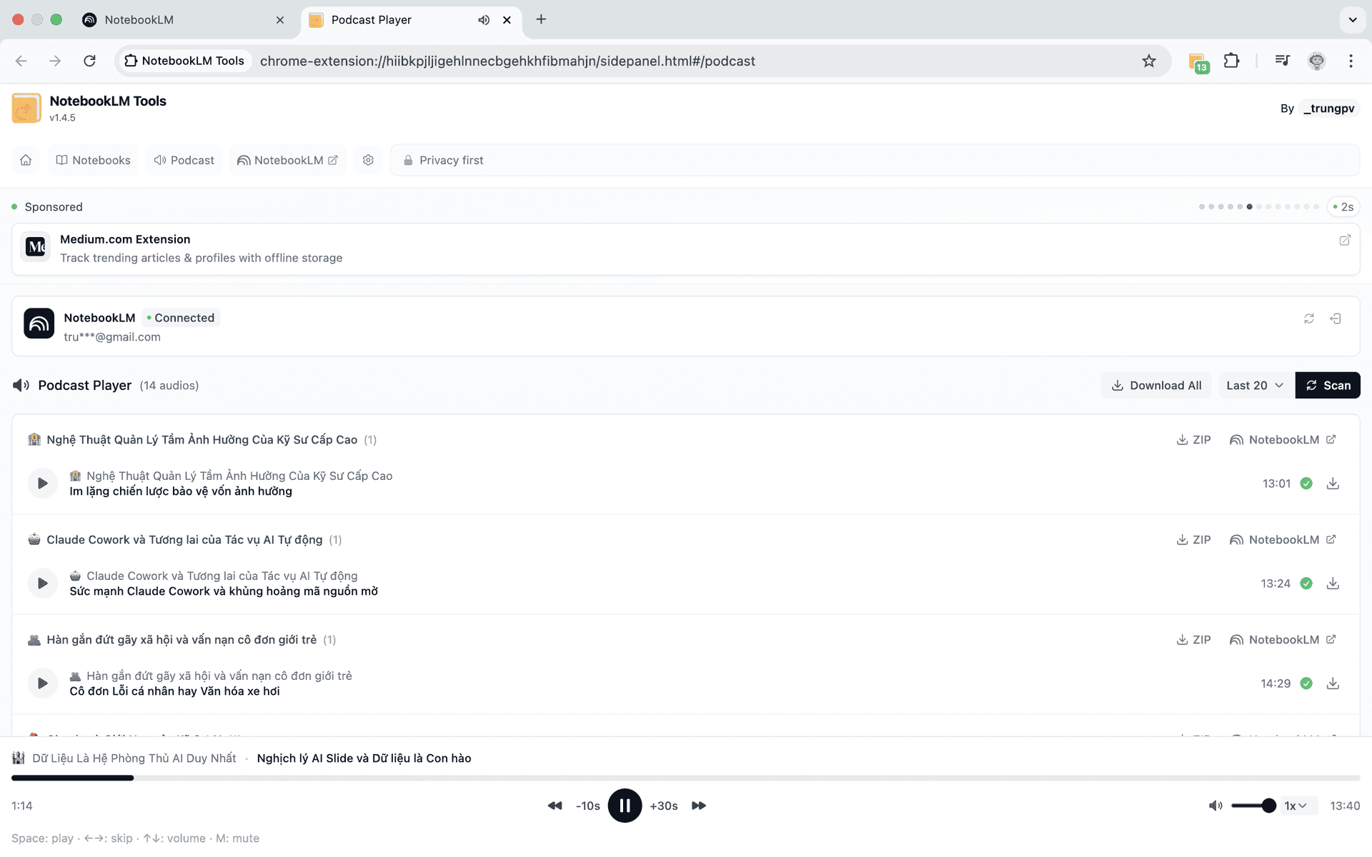 NotebookLM Tools audio overview player with playlist management and background playback